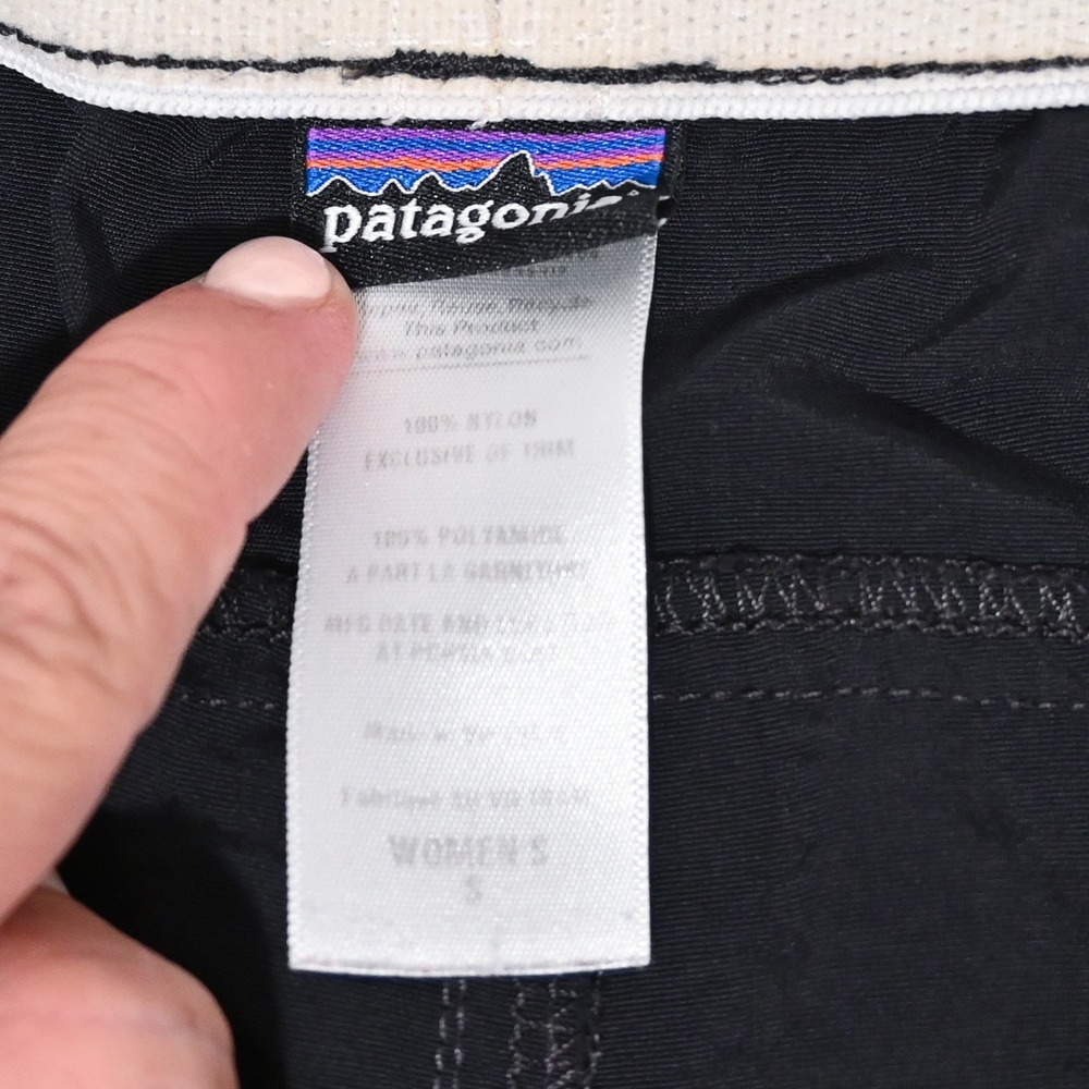 Patagonia Baggies Shorts Womens S 5 Inch Inseam Black Beach Outdoors Casual - Picture 4 of 9